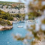 Superbe T2 Dans Villa Entre Calanques Et Colline